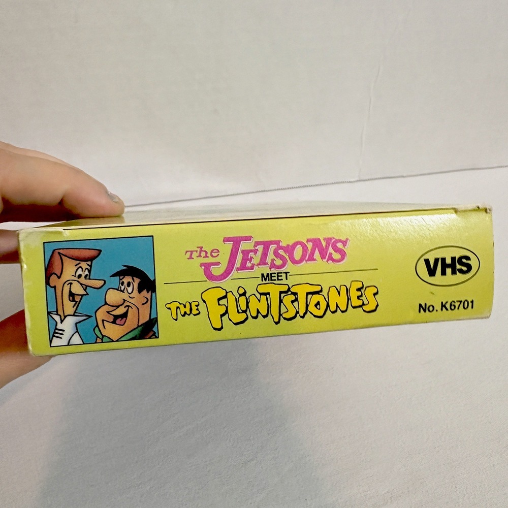 The Jetsons Meet The Flintstones 1989 VHS w/ Slip Sleeve Hanna-Barbera - Picture 4 of 14